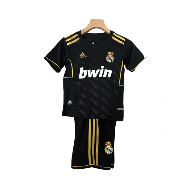 Kit Infantil Retrô Real Madrid I 11/12